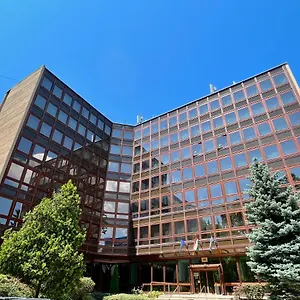 Hotel Estella Superior, Eger