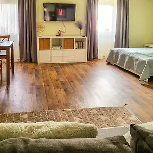 Апартаменты Mi Casa Vendeghaz -, Эгер