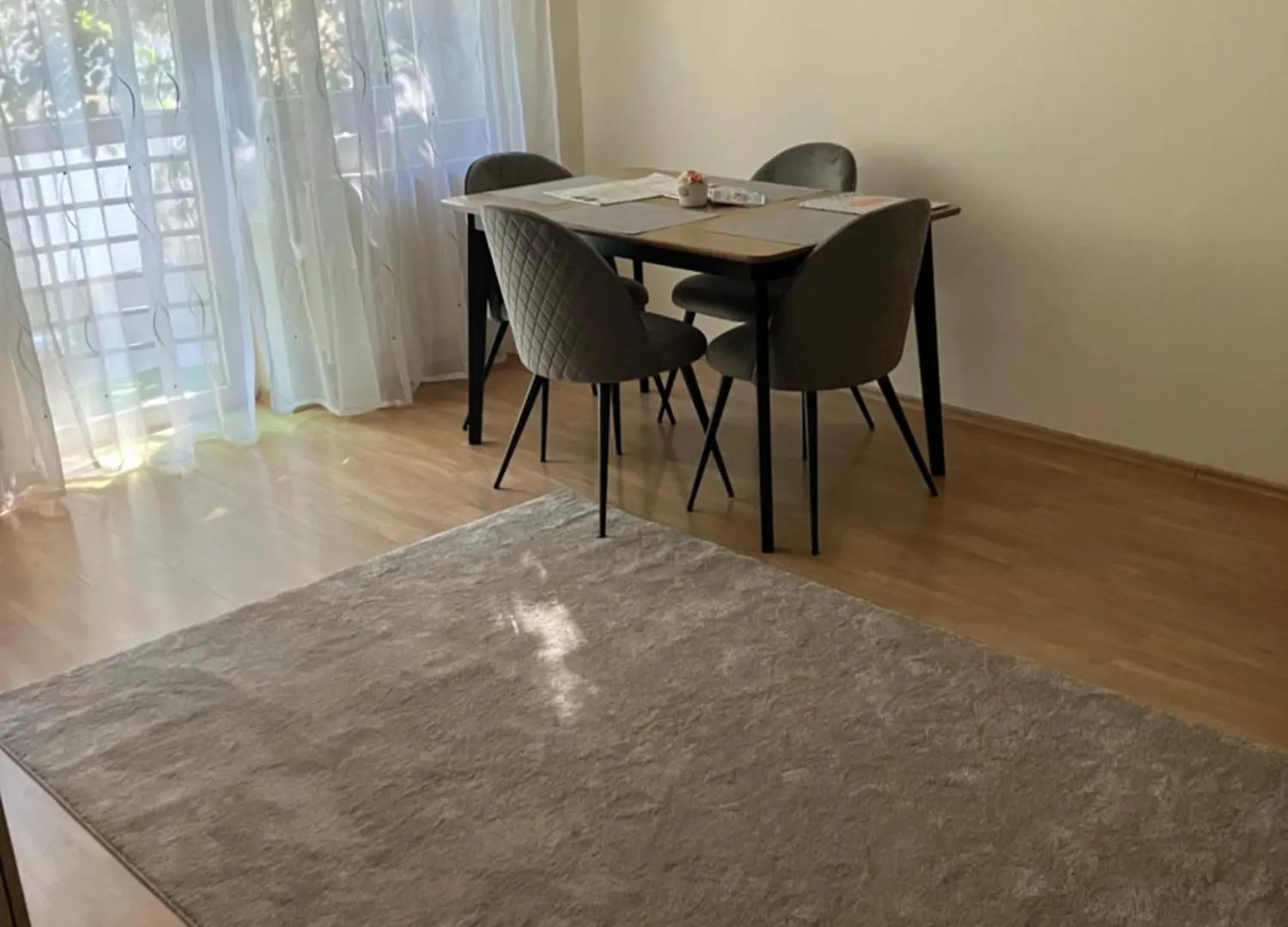 Rezi Apartman Eger Apartament