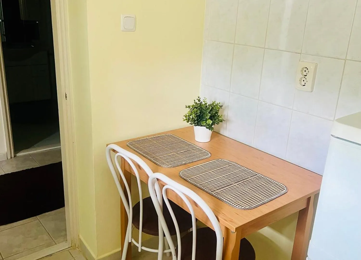 Apartament Rezi Apartman Eger